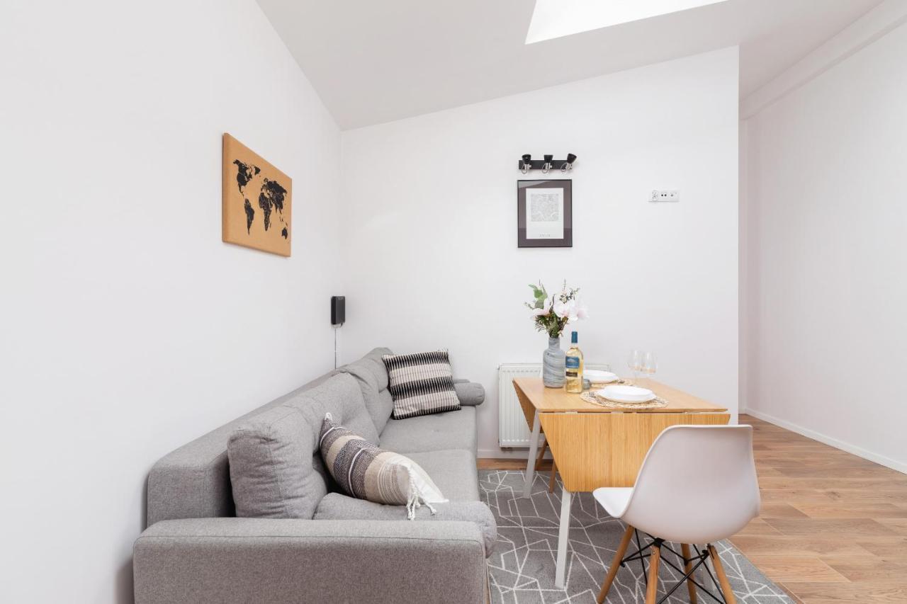 Radziwillowska Apartment Cracow Planty By Noclegi Renters Krakow Luaran gambar