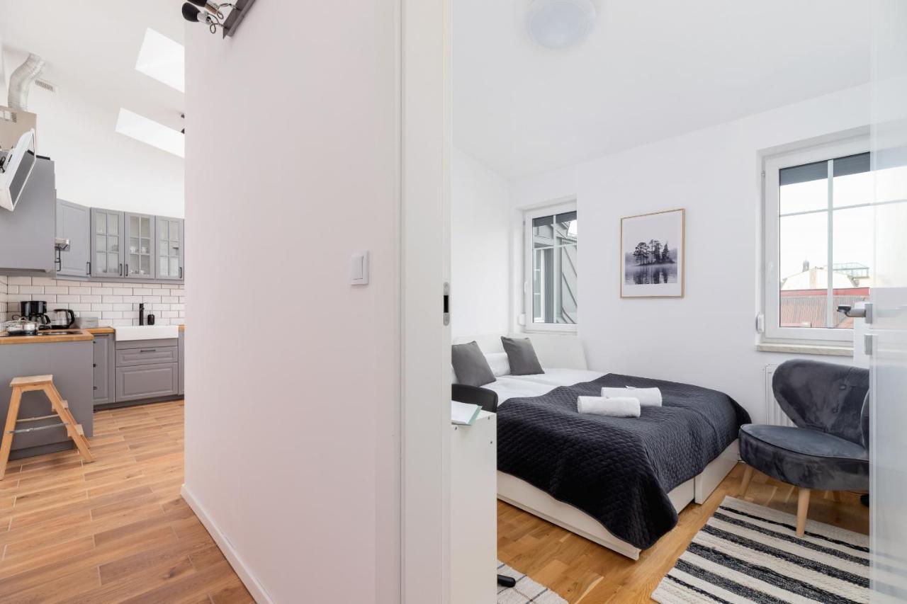 Radziwillowska Apartment Cracow Planty By Noclegi Renters Krakow Luaran gambar