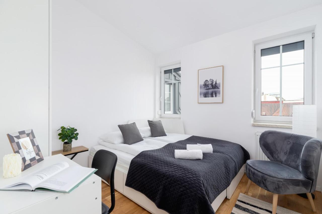 Radziwillowska Apartment Cracow Planty By Noclegi Renters Krakow Luaran gambar